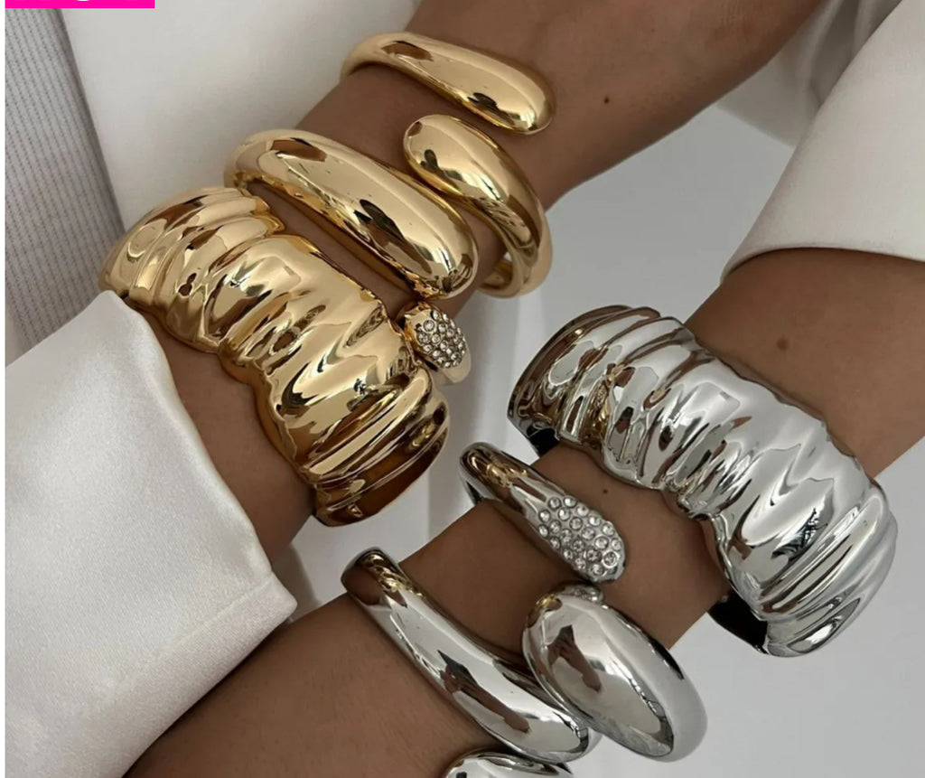 Chao statement Bangle set